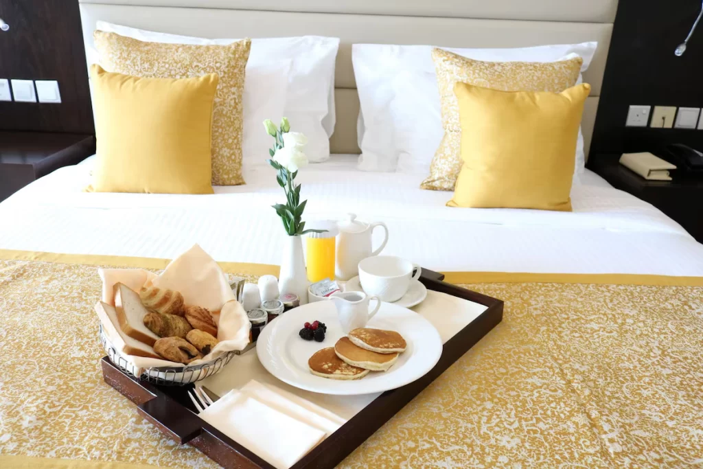 Room Service at Albahar